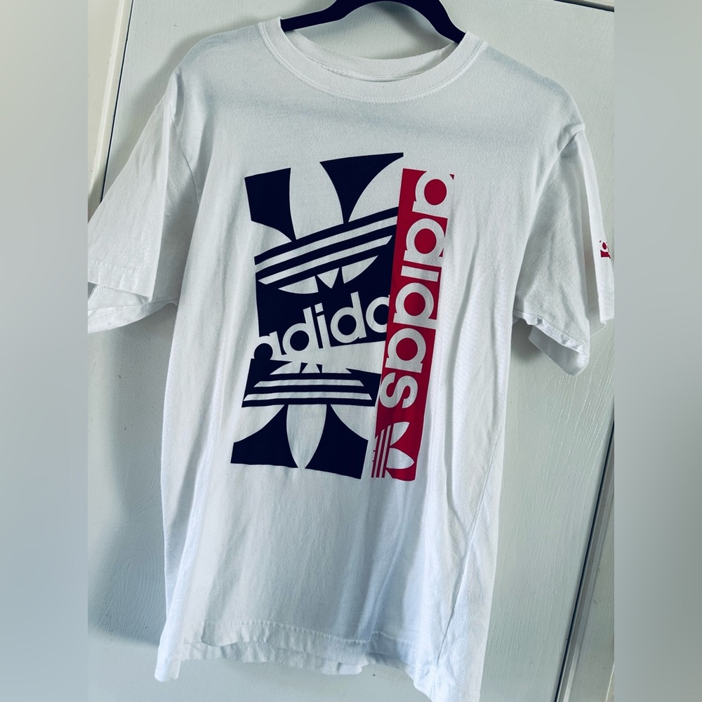 Adidas T-Shirt
